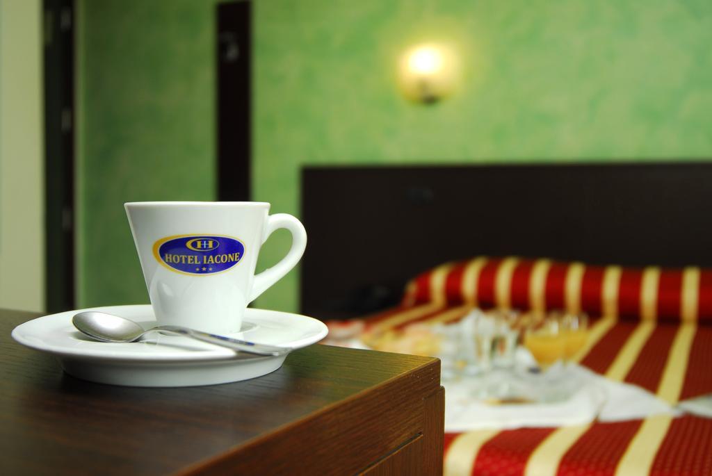 Hotel Iacone Chieti Exteriör bild
