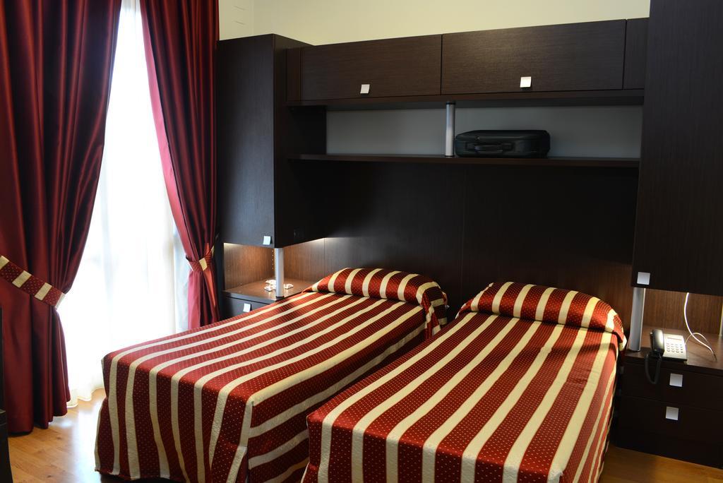 Hotel Iacone Chieti Exteriör bild