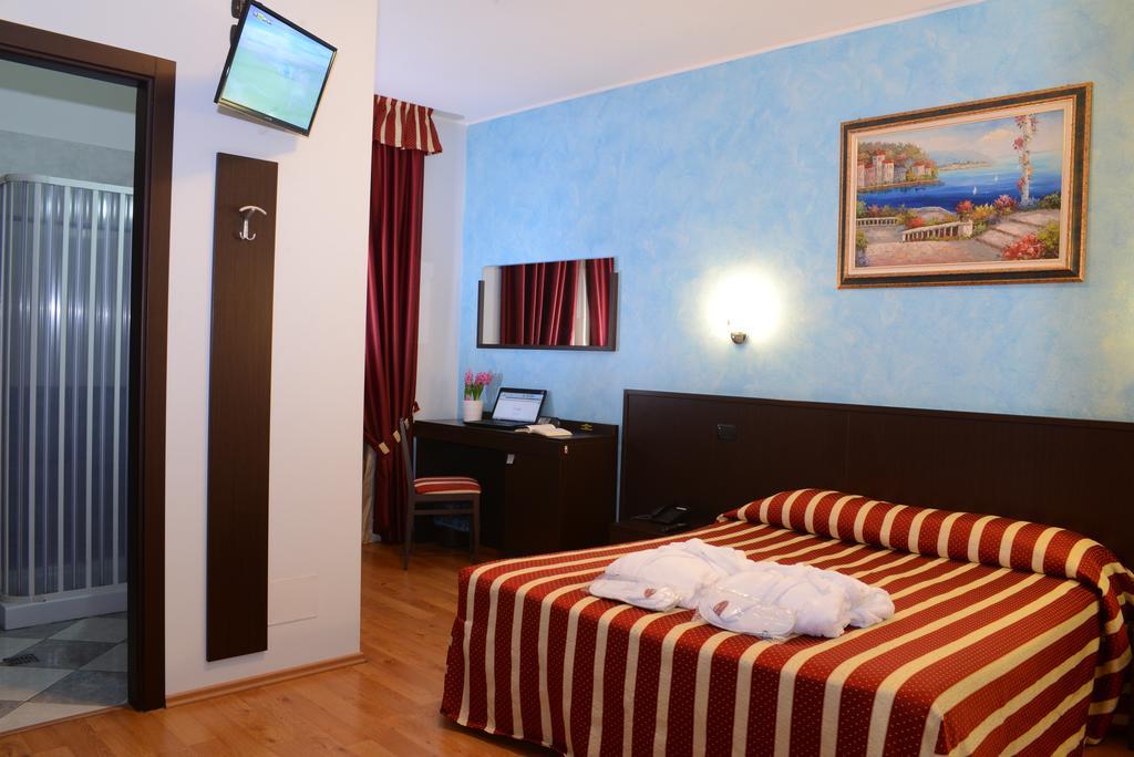 Hotel Iacone Chieti Exteriör bild
