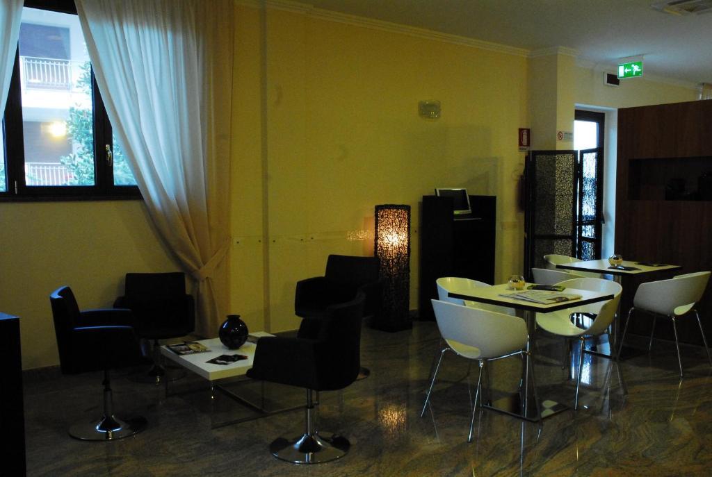 Hotel Iacone Chieti Exteriör bild