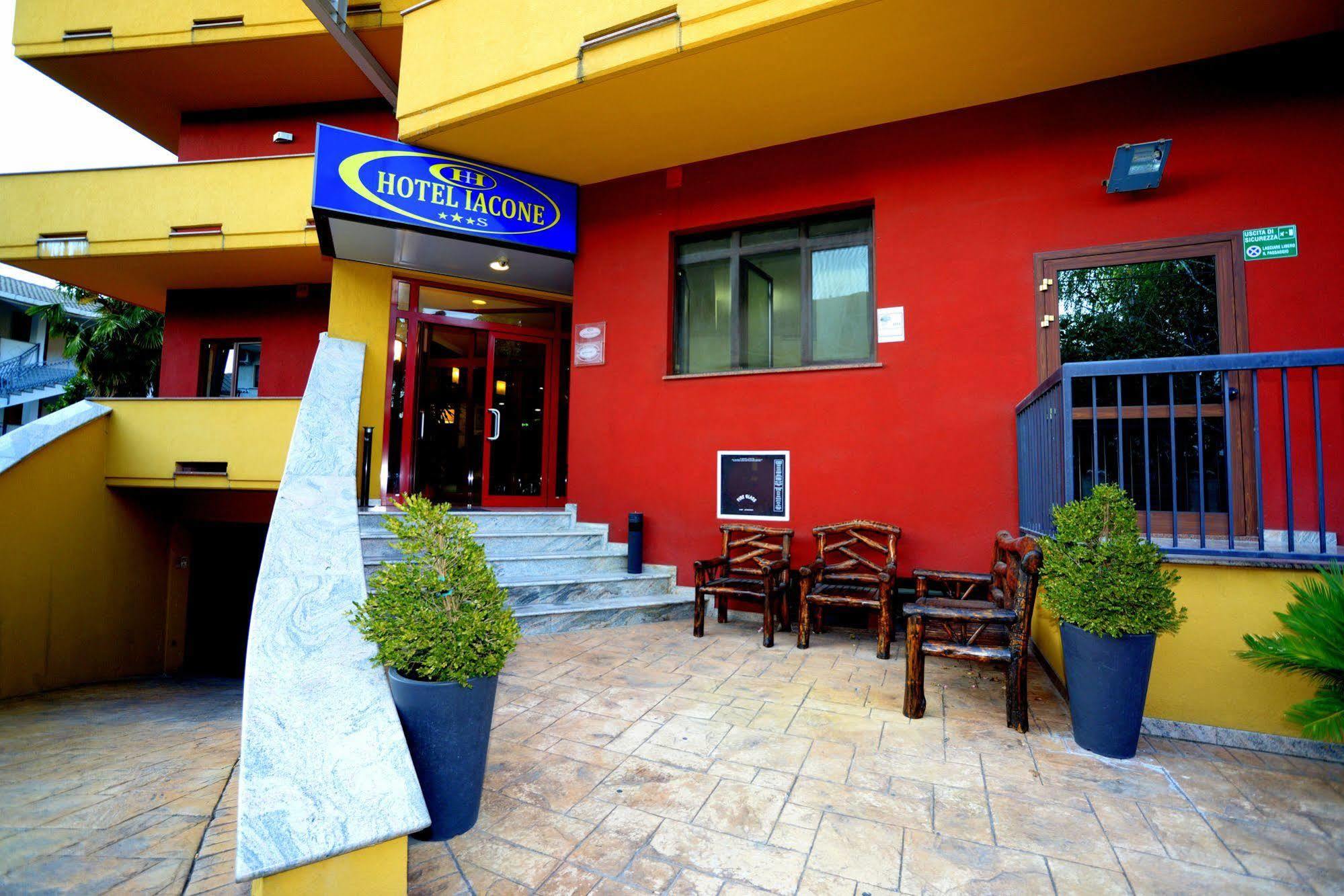 Hotel Iacone Chieti Exteriör bild